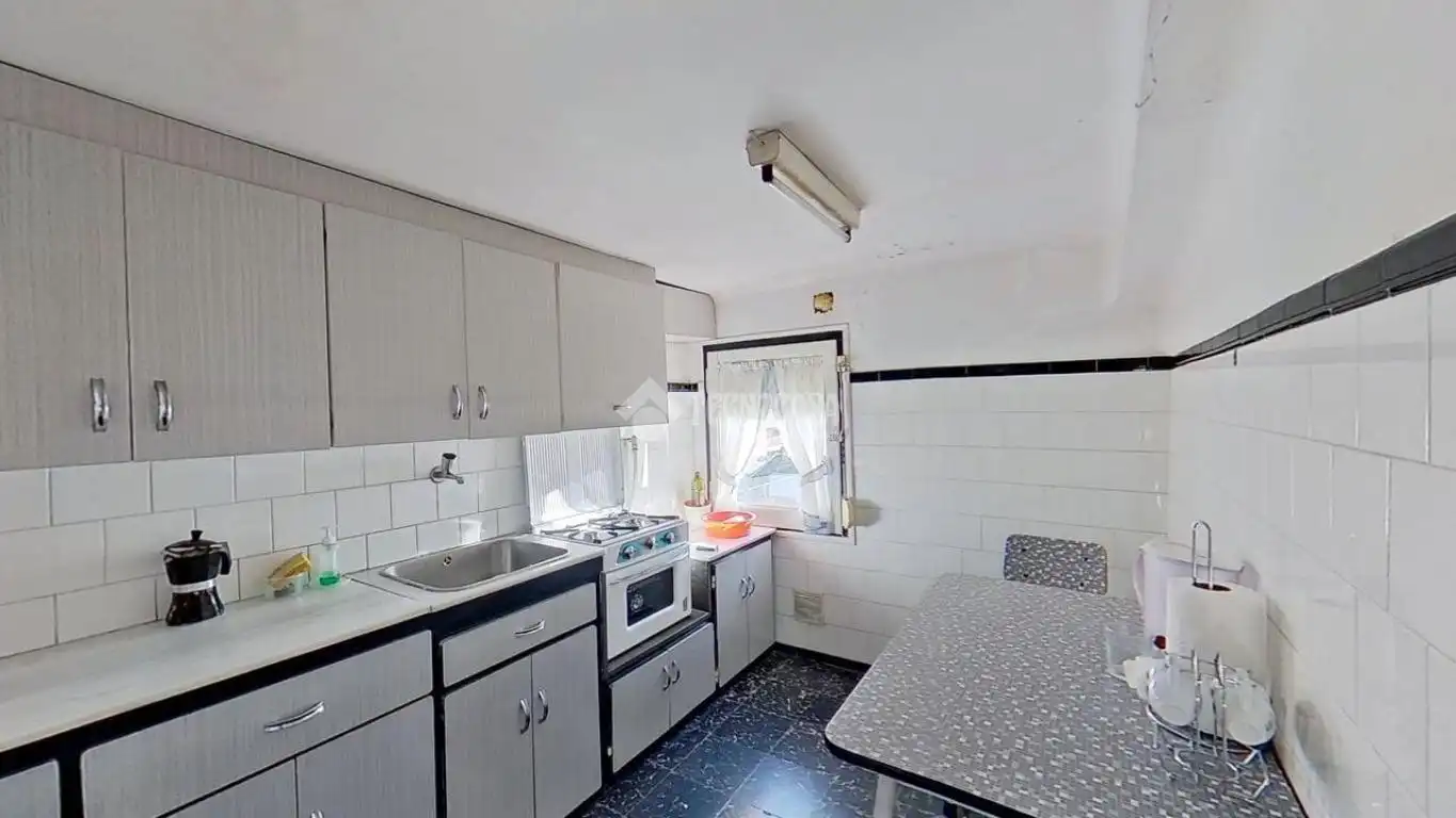 Kitchen of Flat for sale in Escodines