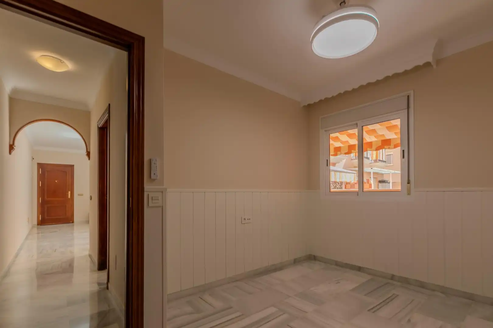 Dormitori de Apartament de lloguer en Fuengirola amb Terrassa