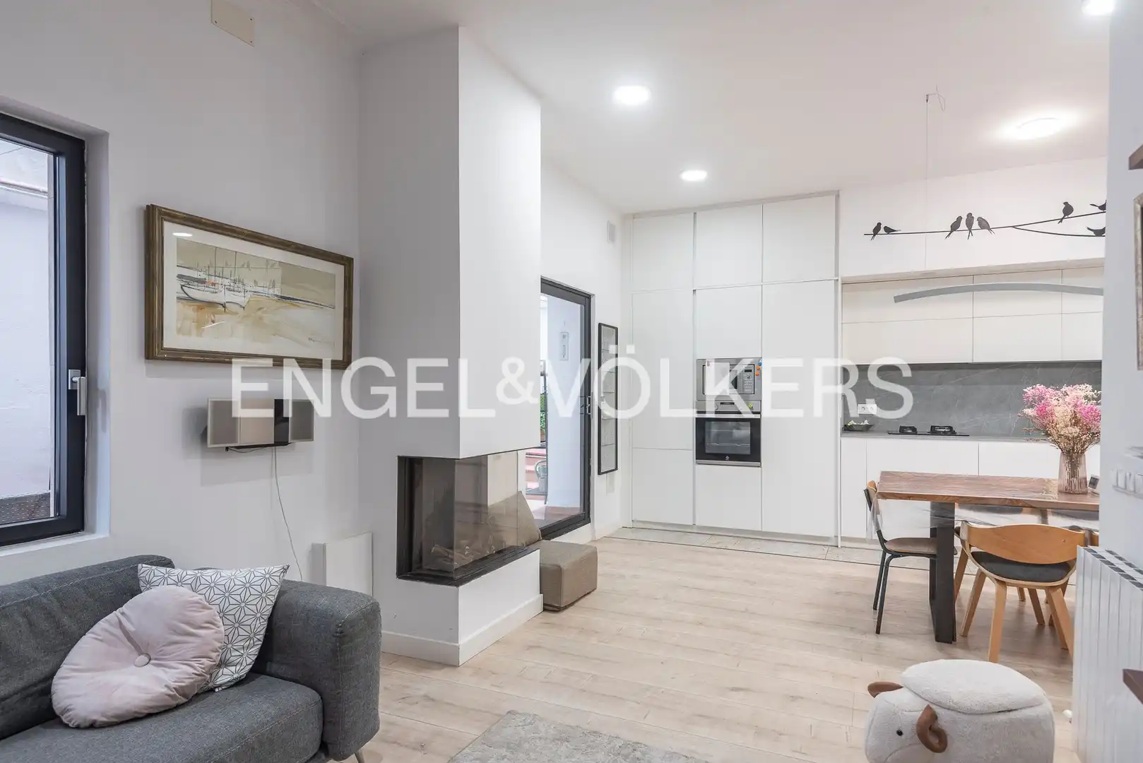 Living room of Flat for sale in Barcelona  with Air Conditioner, Heating and Parquet flooring