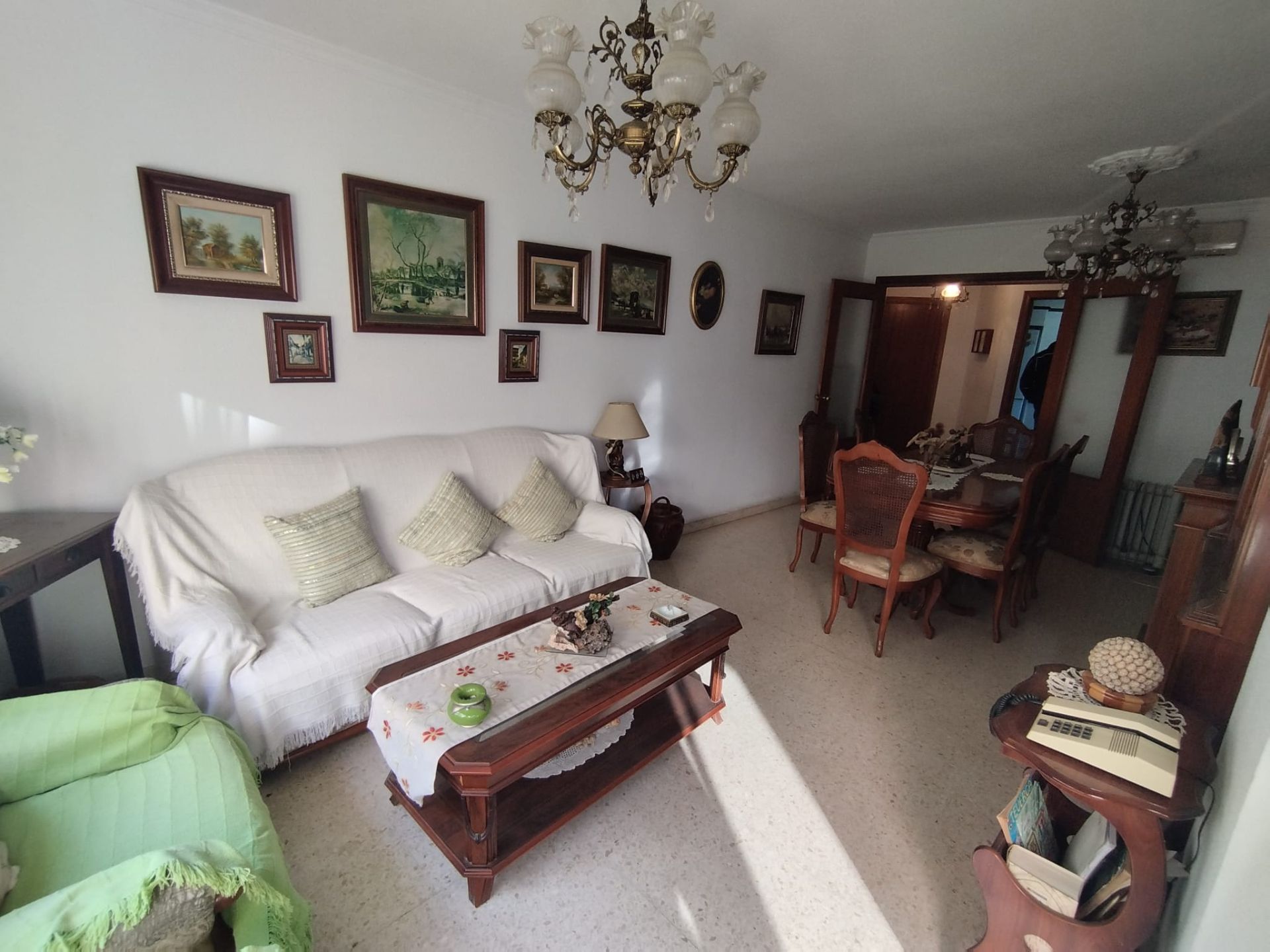 Living room of Flat for sale in Málaga Capital  with Air Conditioner, Terrace and Furnished