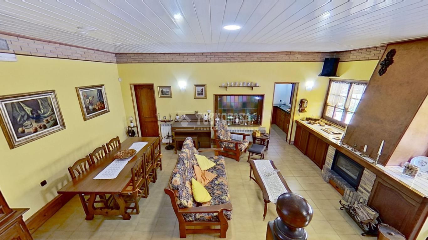 Sala de estar de Casa o chalet en venta en Castellnou de Bages con Aire acondicionado, Calefacción y Jardín privado