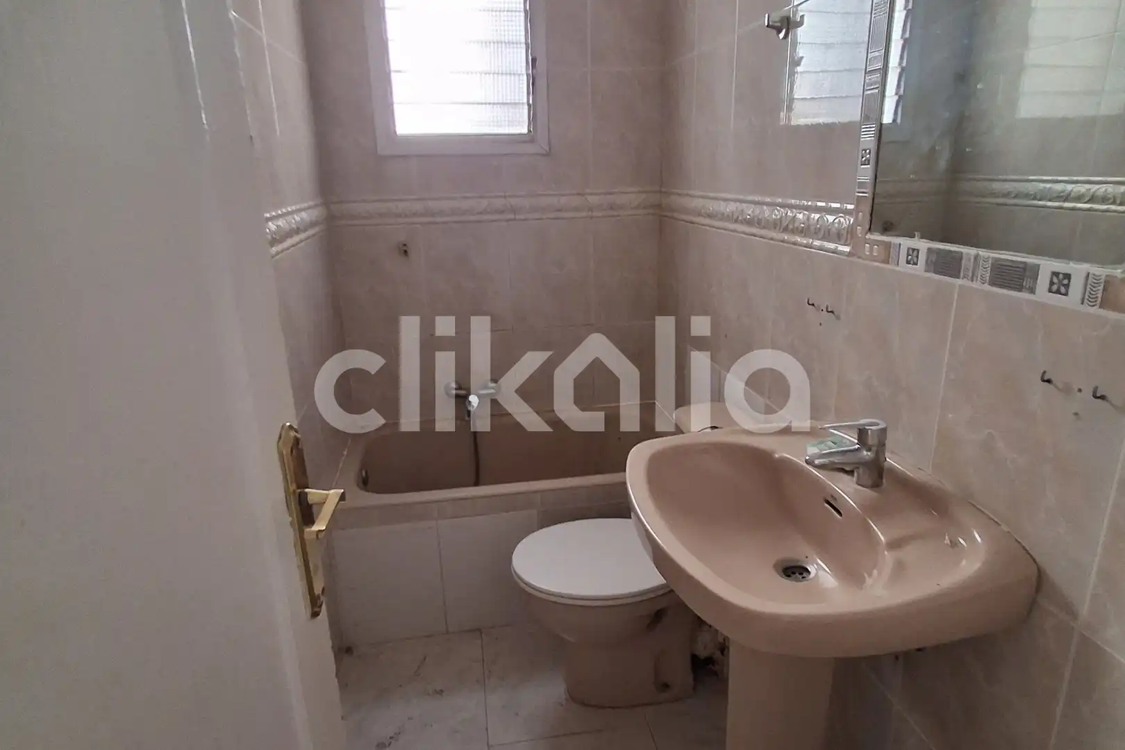 Baño de Piso en venta en Almería