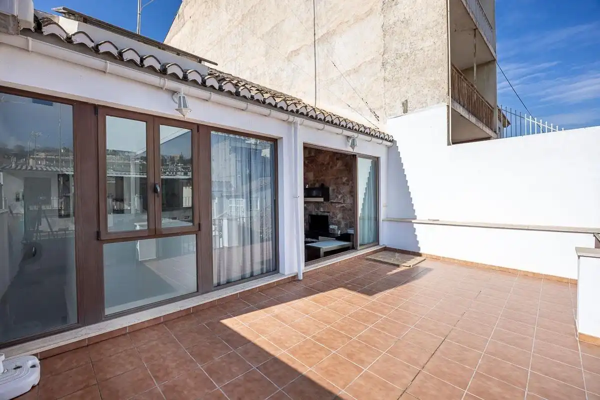 Exterior view of Flat for sale in Granada  with Air Conditioner, Terrace and Balcony