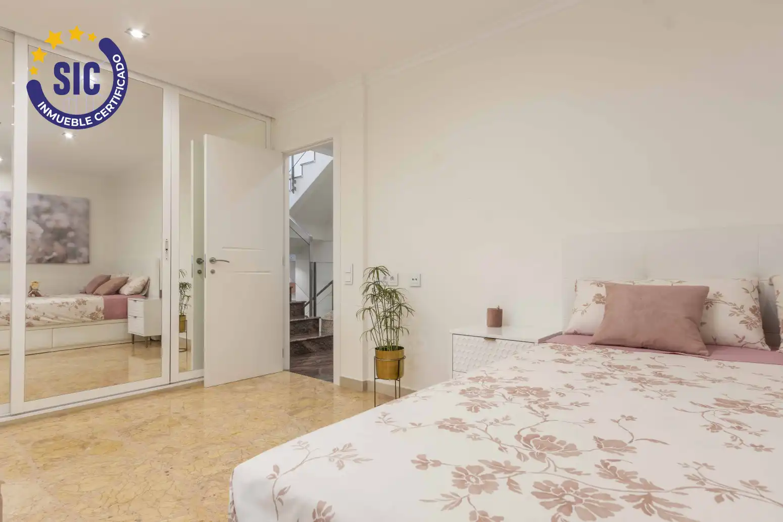 Dormitori de Casa o xalet en venda en Torrent amb Aire condicionat, Calefacció i Jardí privat