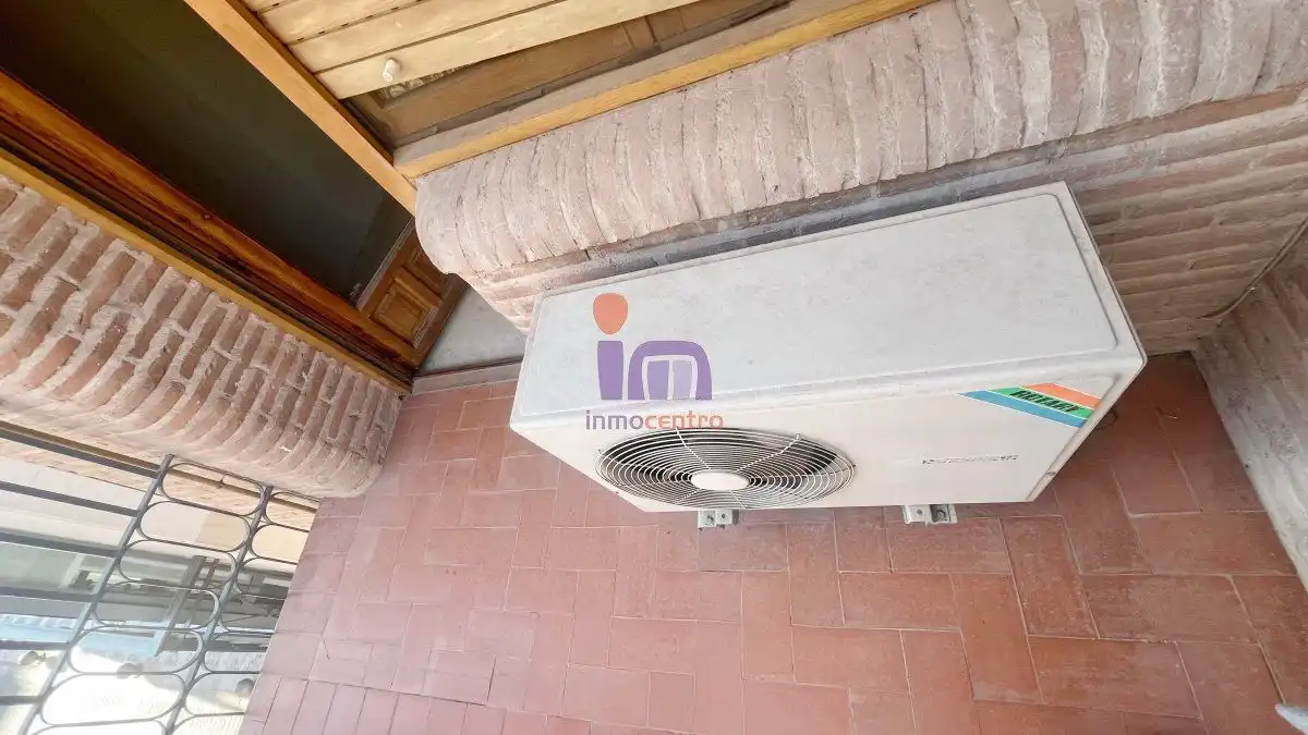Flat with terrace for sale in Valdepeñas, imagen 3