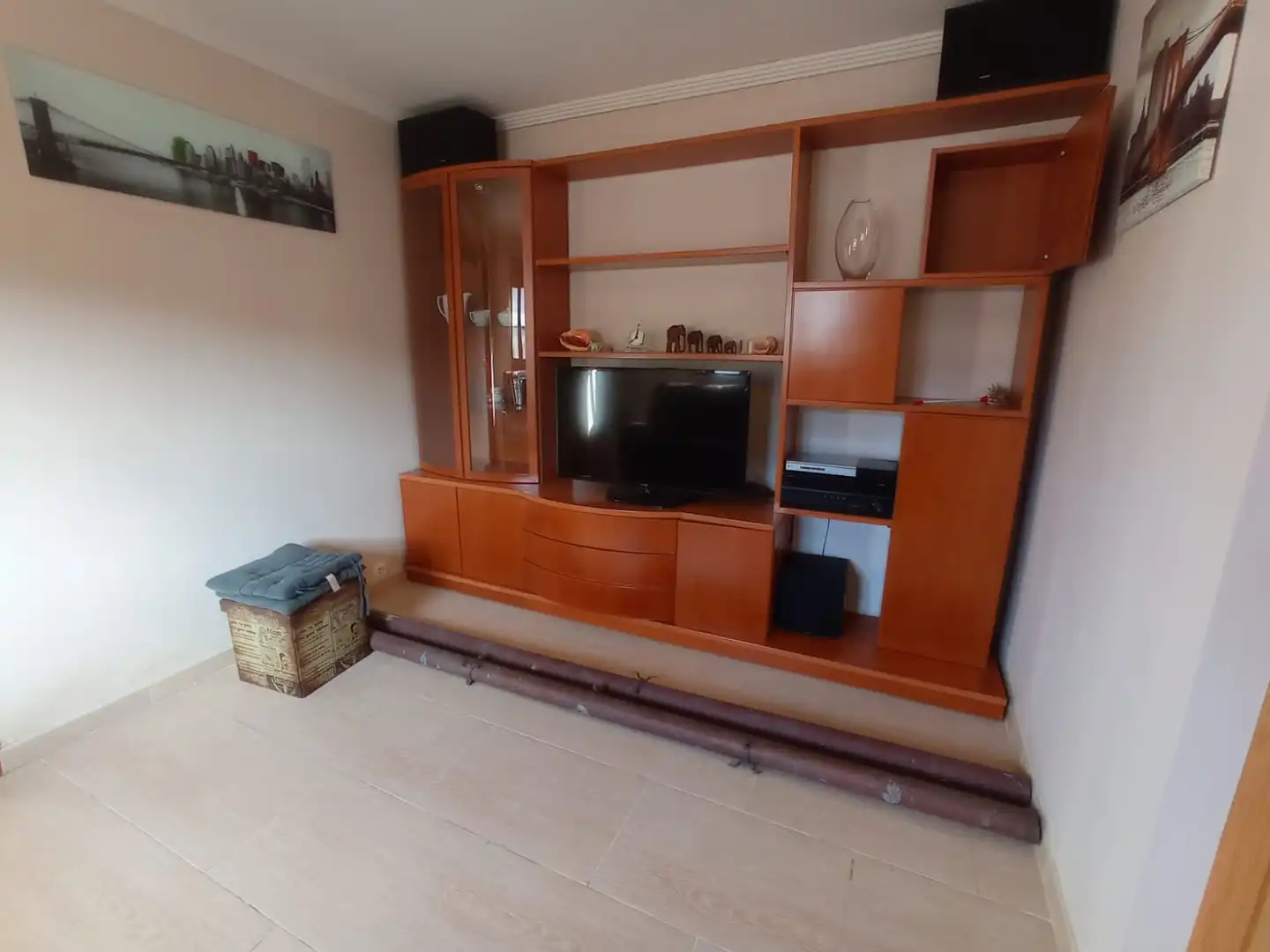 Sala de estar de Finca rústica en venta en Marina de Cudeyo con Terraza, Trastero y Amueblado
