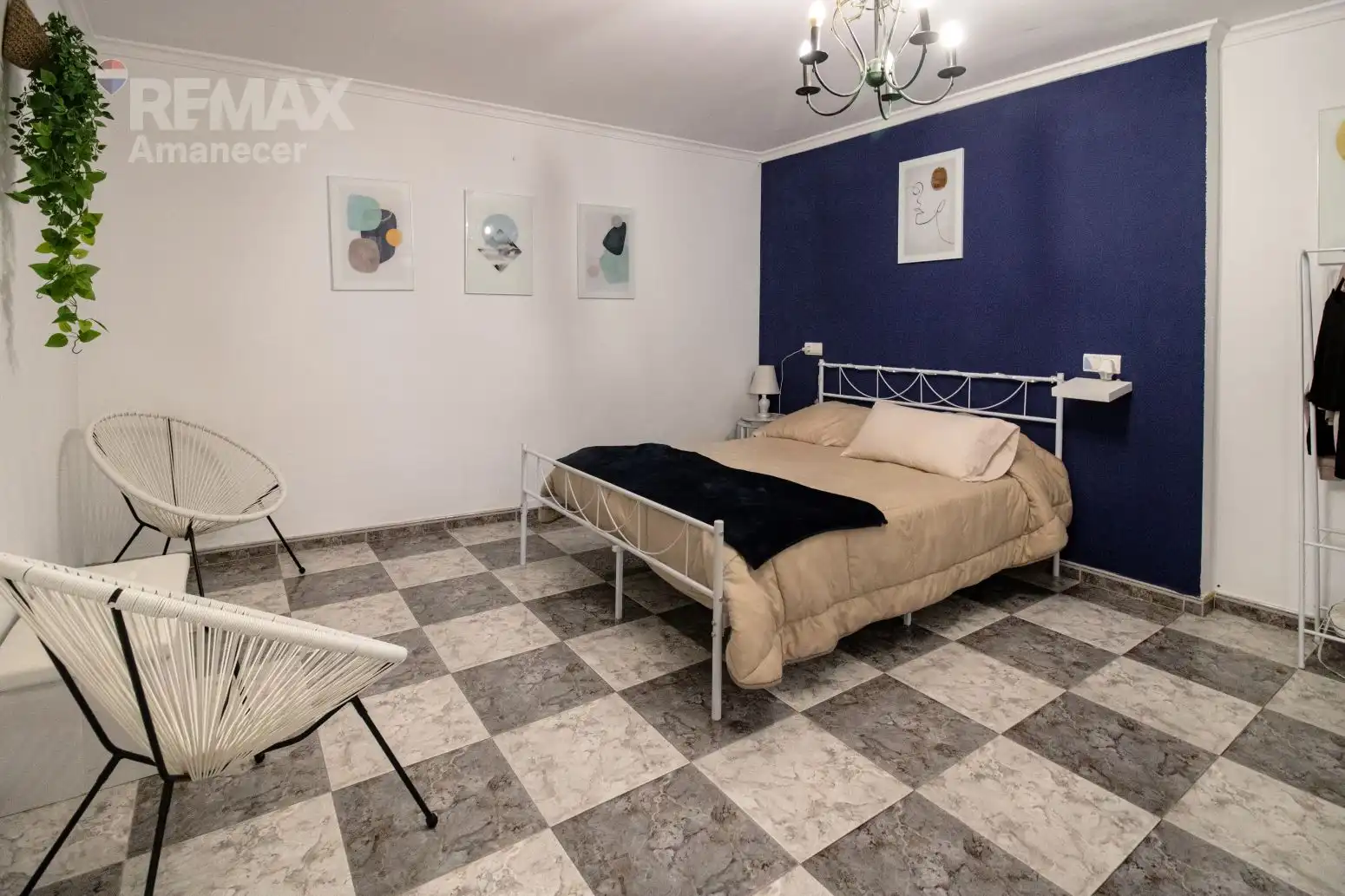 Dormitori de Casa o xalet en venda en Orba amb Jardí privat, Terrassa i Traster