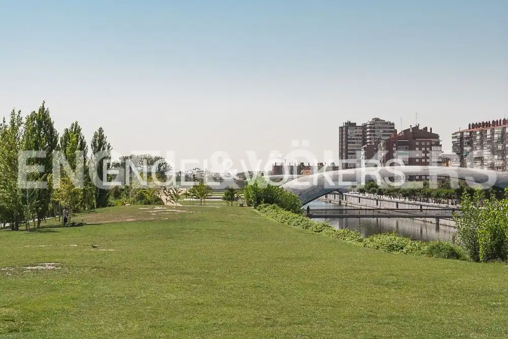 Flat for rent in Madrid  with Air Conditioner, Heating and Parquet flooring