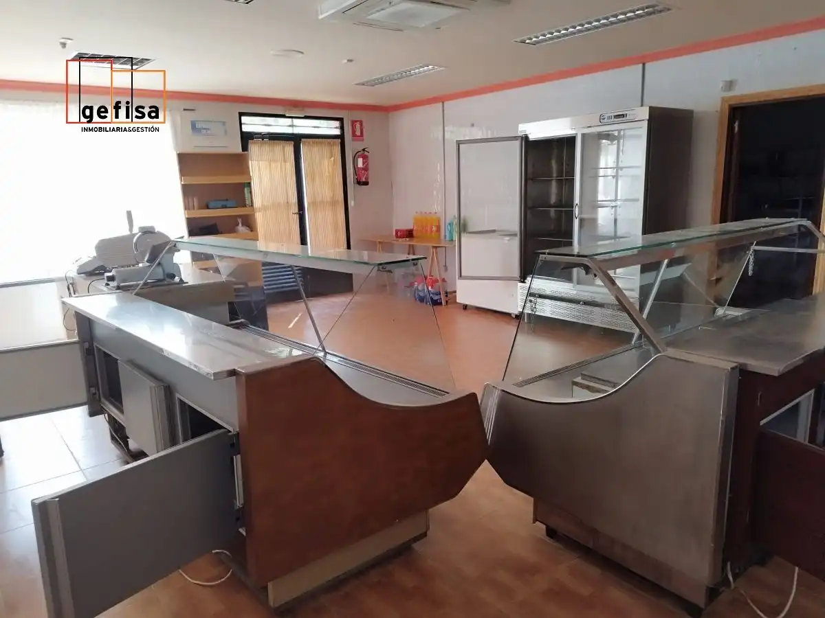 Local comercial en venta en Valdepeñas, imagen 4