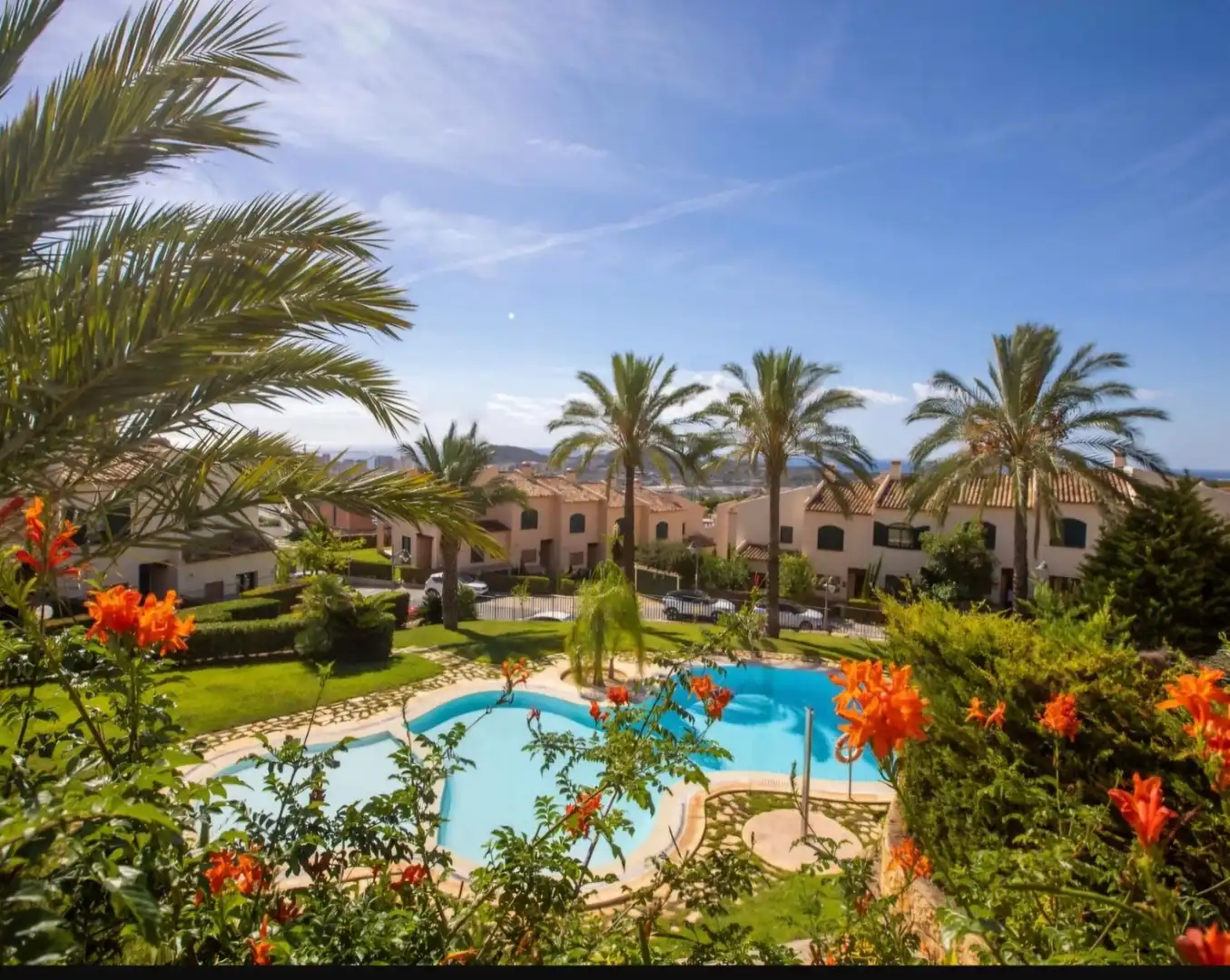 Adossat amb jardí de lloguer a Golf Bahía, imagen 2