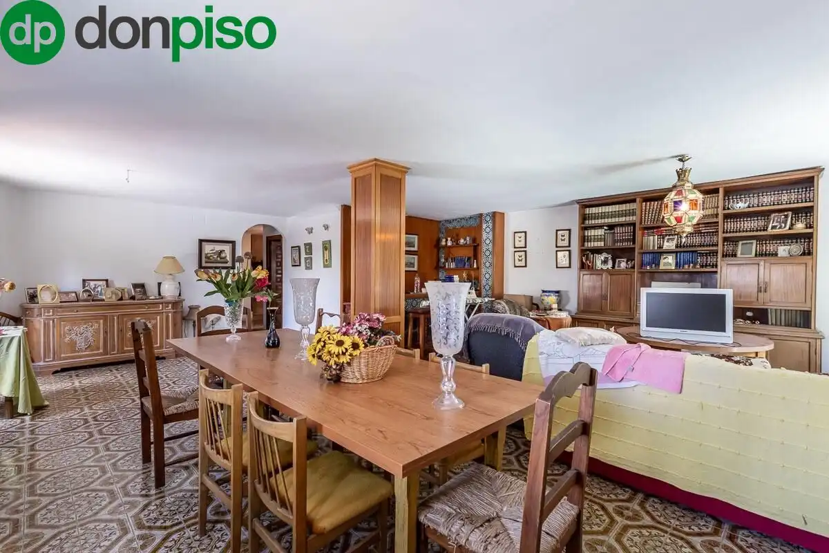House with pool for sale in Calle GERANEO, imagen 40