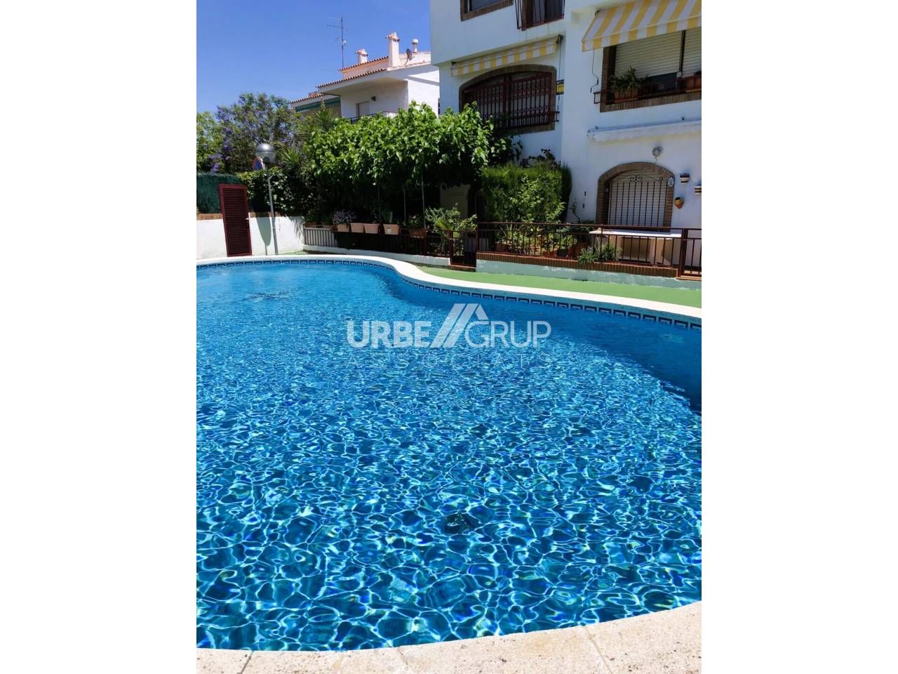 Piscina de Casa o xalet en venda en Torredembarra amb Aire condicionat, Calefacció i Terrassa