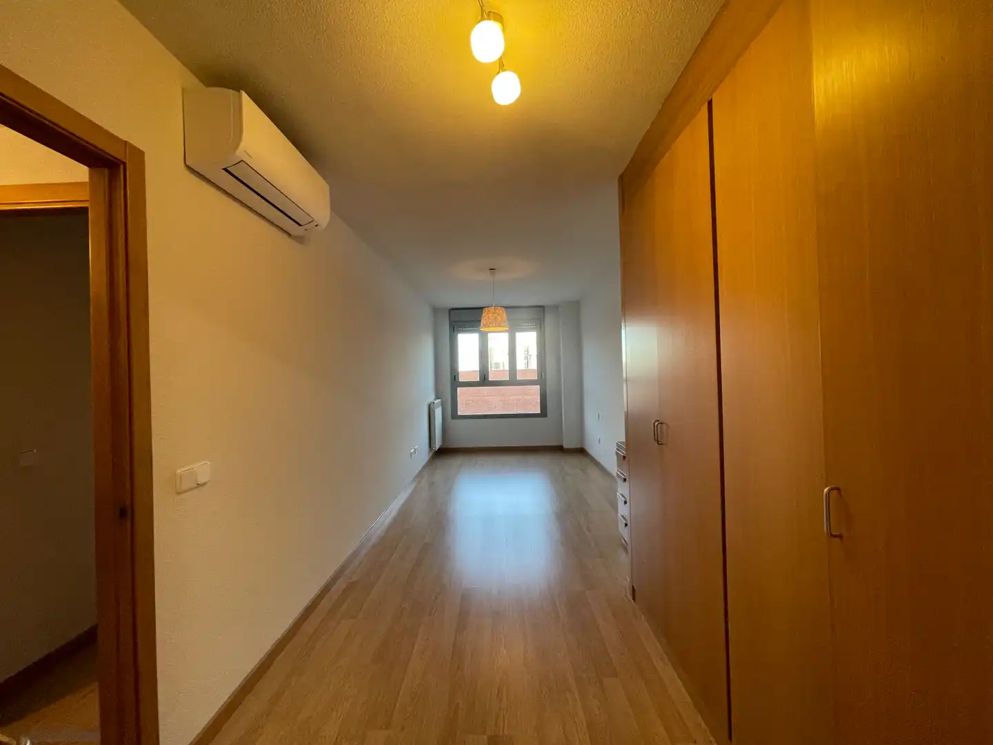 Schlafzimmer von Wohnung zur Miete in San Sebastián de los Reyes mit Heizung, Abstellraum und Ofen