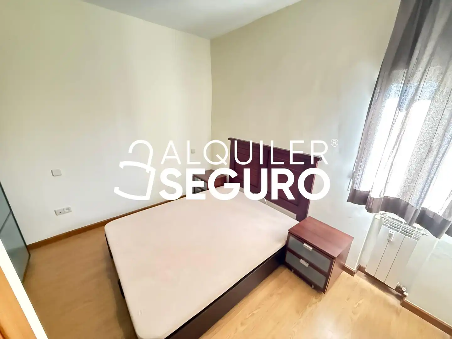 Bedroom of Flat for rent in Madrid  with Air Conditioner and Heating