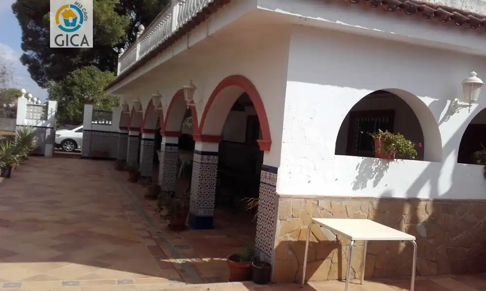 Houses for sale in Jerez de la Frontera  with Terrace, Swimming Pool and Alarm
