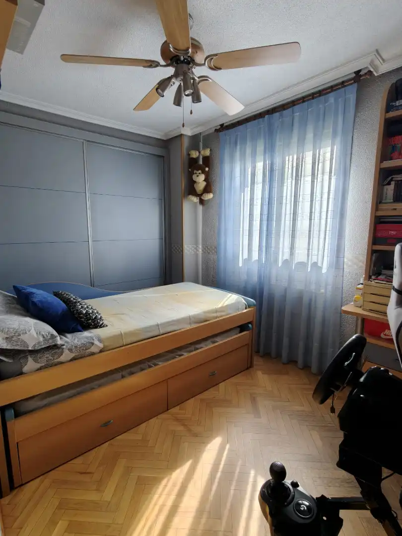 Habitación de Ático en venta en Madrid con Calefacción, Terraza y Trastero