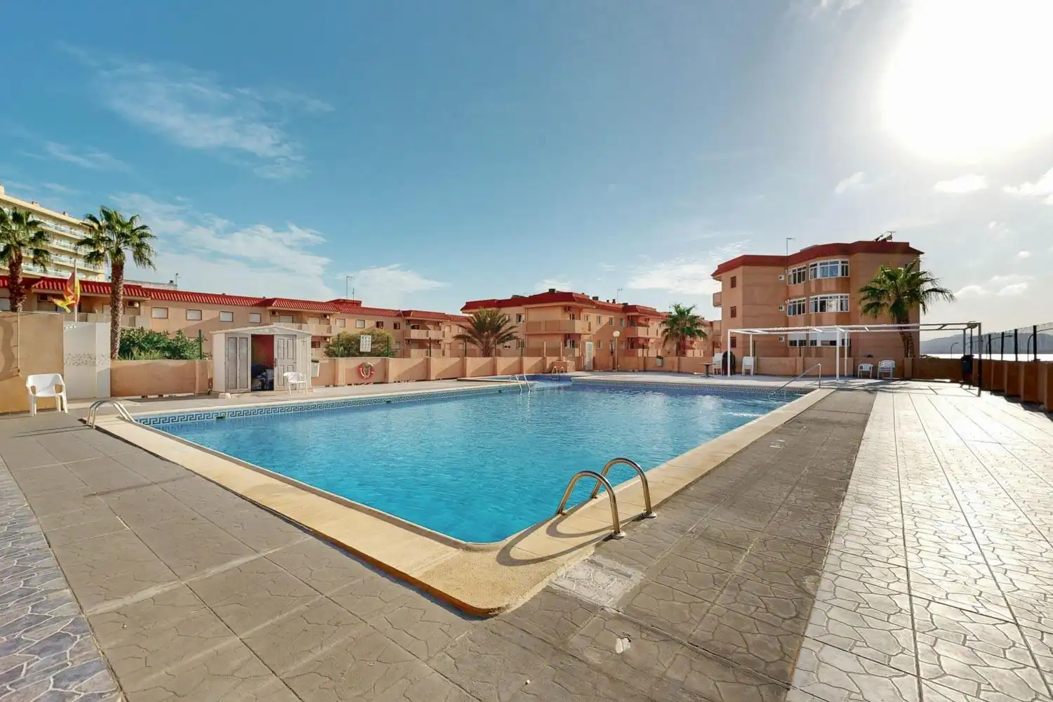 Swimming pool of Flat for sale in Entremares