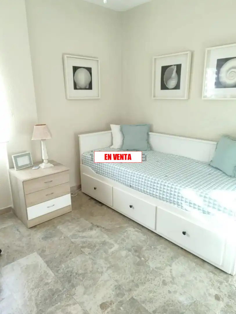 Bedroom of Flat for sale in Ciudad Real  with Air Conditioner, Heating and Furnished