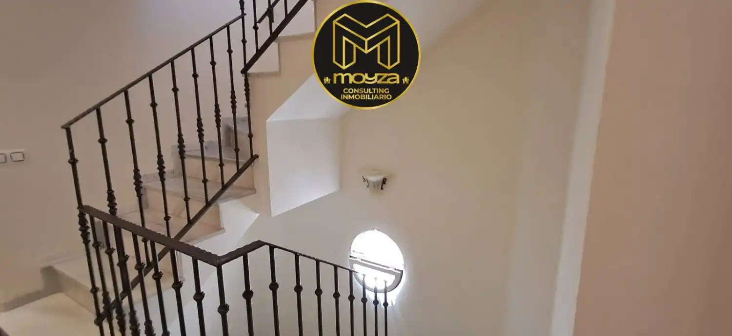 Casa o chalet de alquiler en Jaén con Aire acondicionado, Calefacción y Terraza