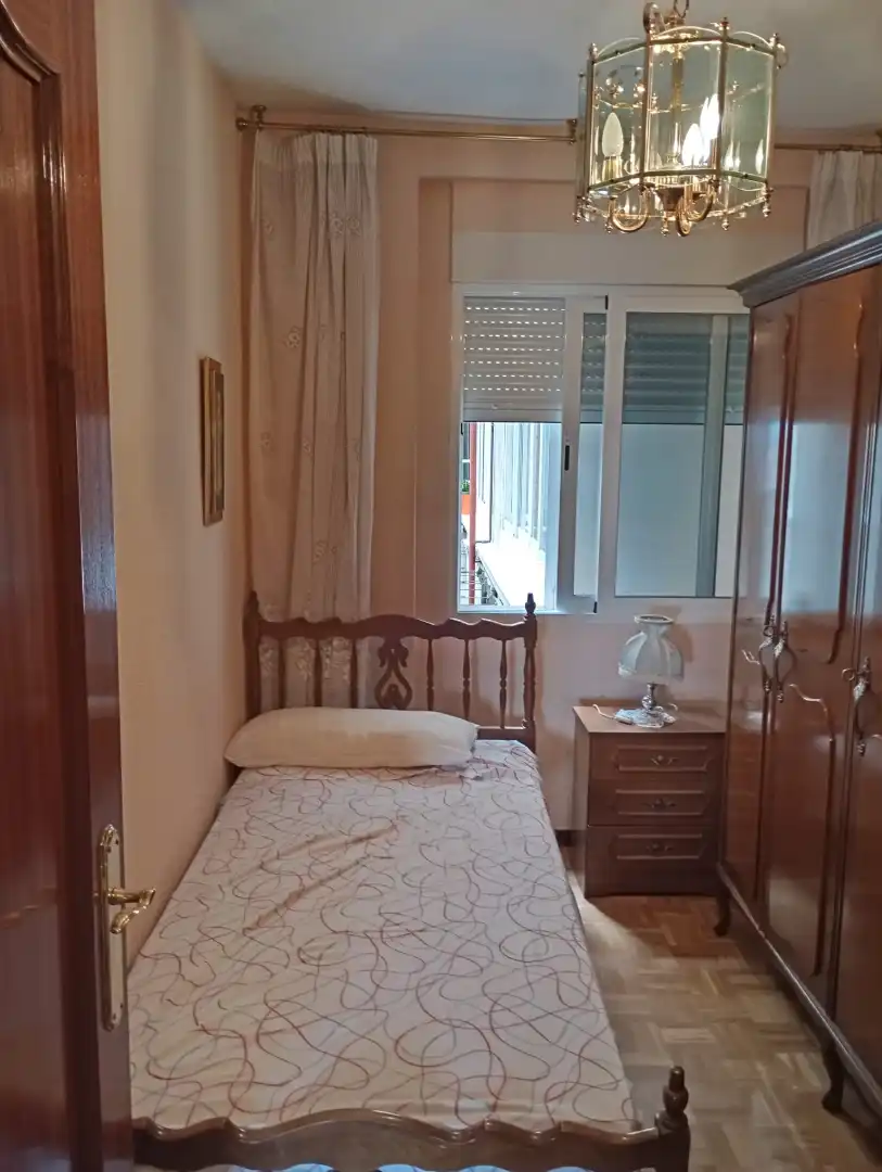 Habitación de Piso de alquiler en Alcorcón con Calefacción, Parquet y Terraza