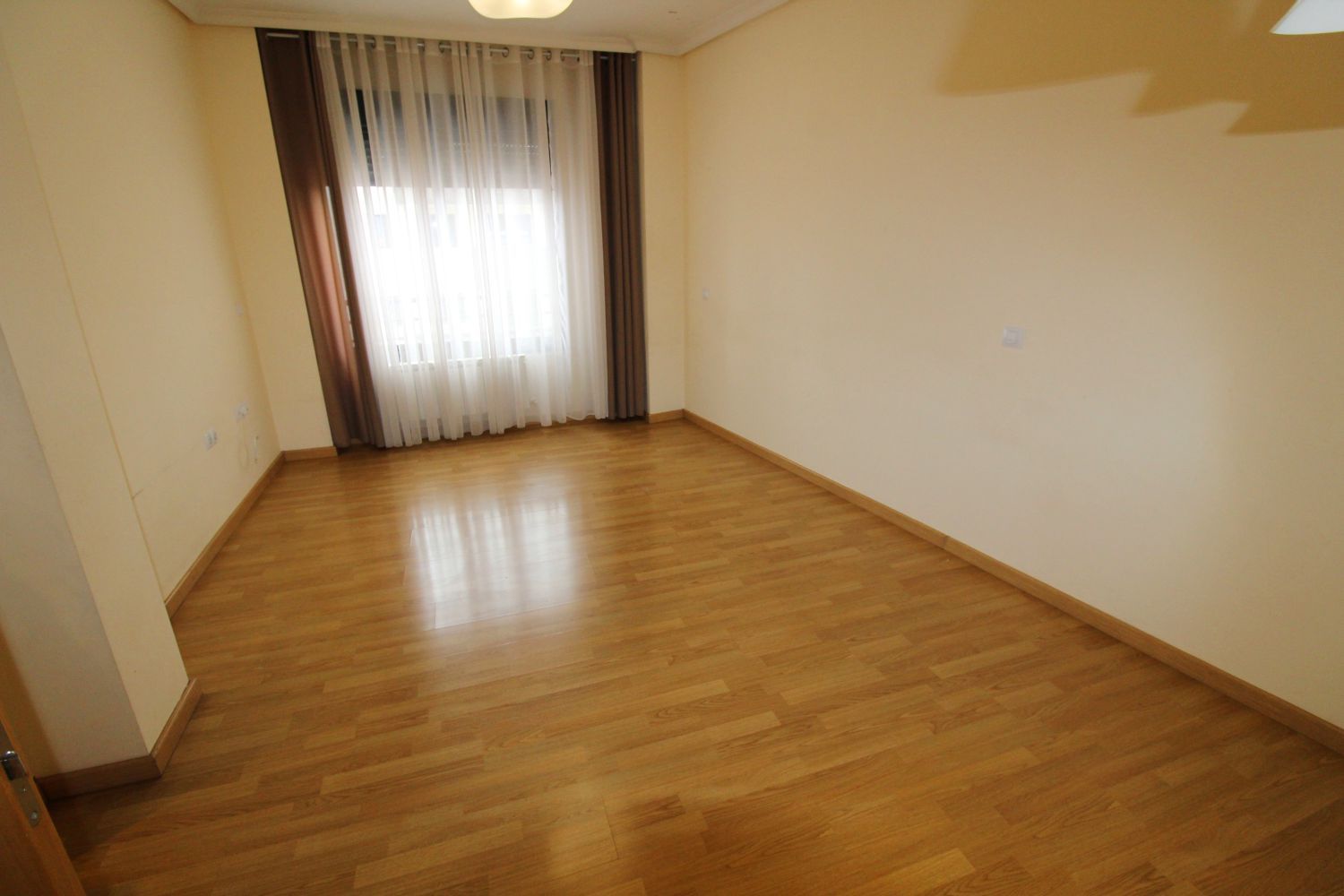 Schlafzimmer von Dachboden zum verkauf in Ciudad Real Capital mit Klimaanlage, Heizung und Terrasse
