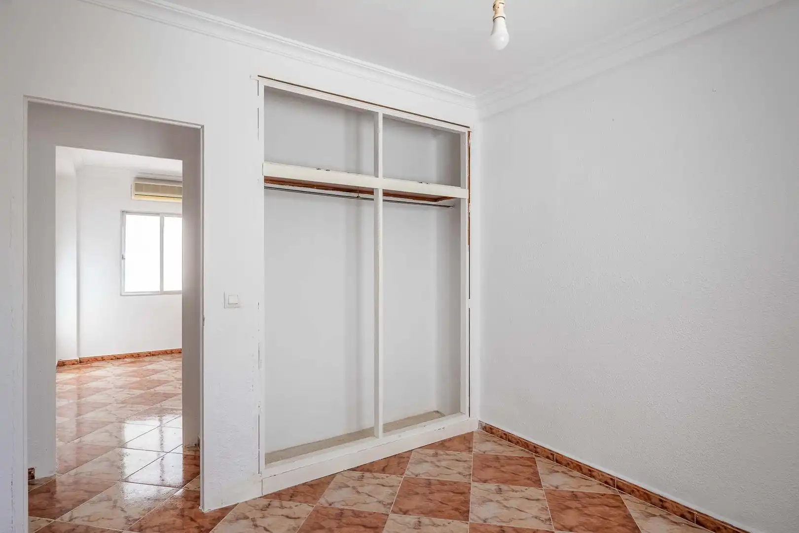 Habitación de Piso en venta en Alcalá de Guadaira con Balcón