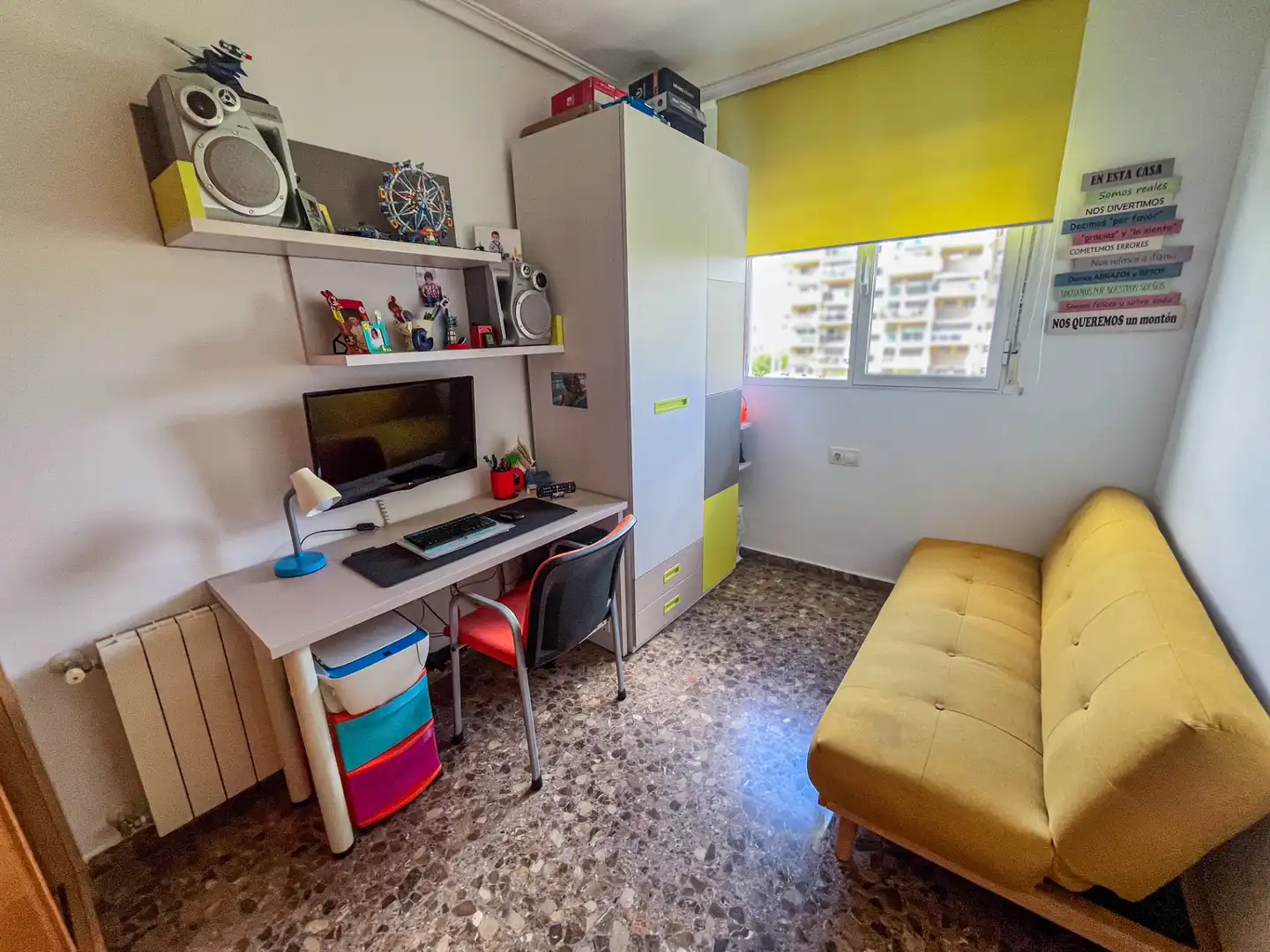 Bedroom of Flat for sale in Valencia  with Air Conditioner, Terrace and Swimming Pool