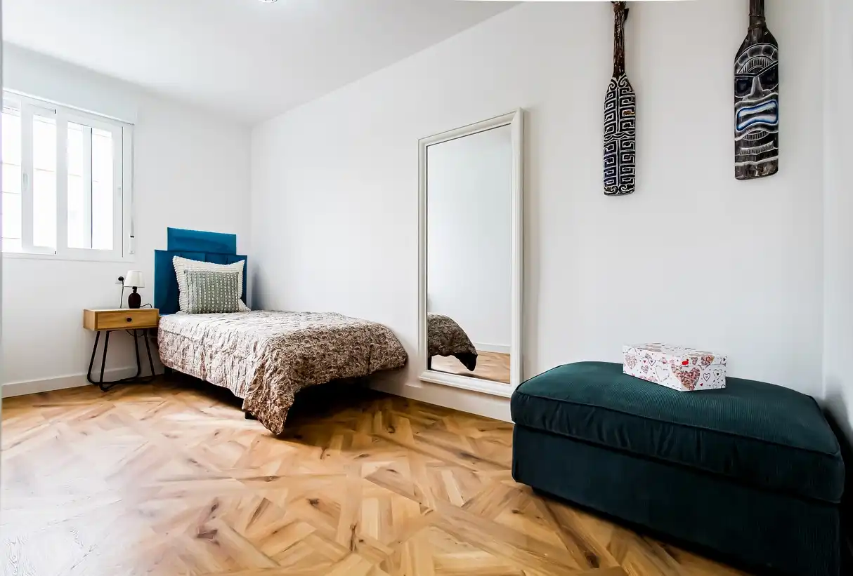 Bedroom of Flat for sale in Madrid  with Air Conditioner, Heating and Terrace