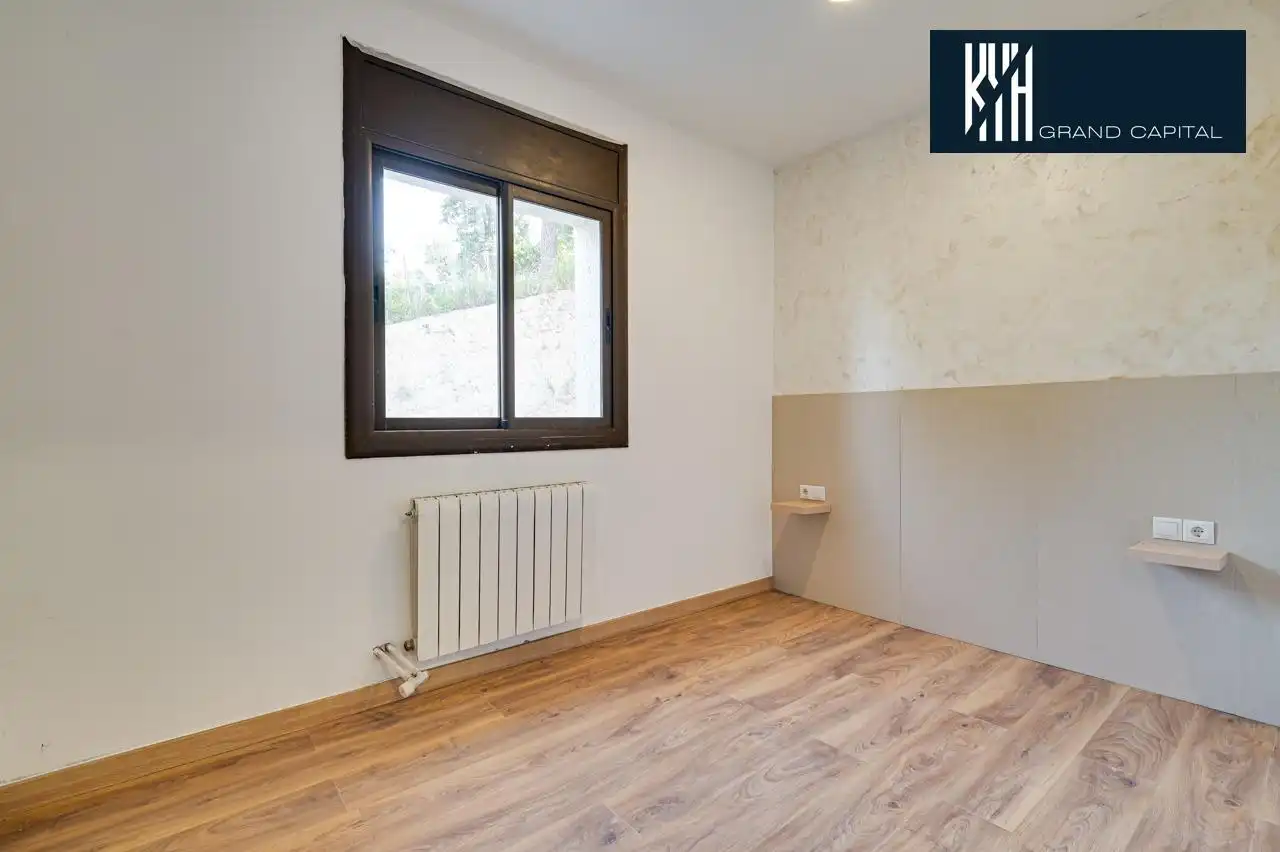 Bedroom of Houses for sale in Riudarenes  with Heating, Private garden and Storage room