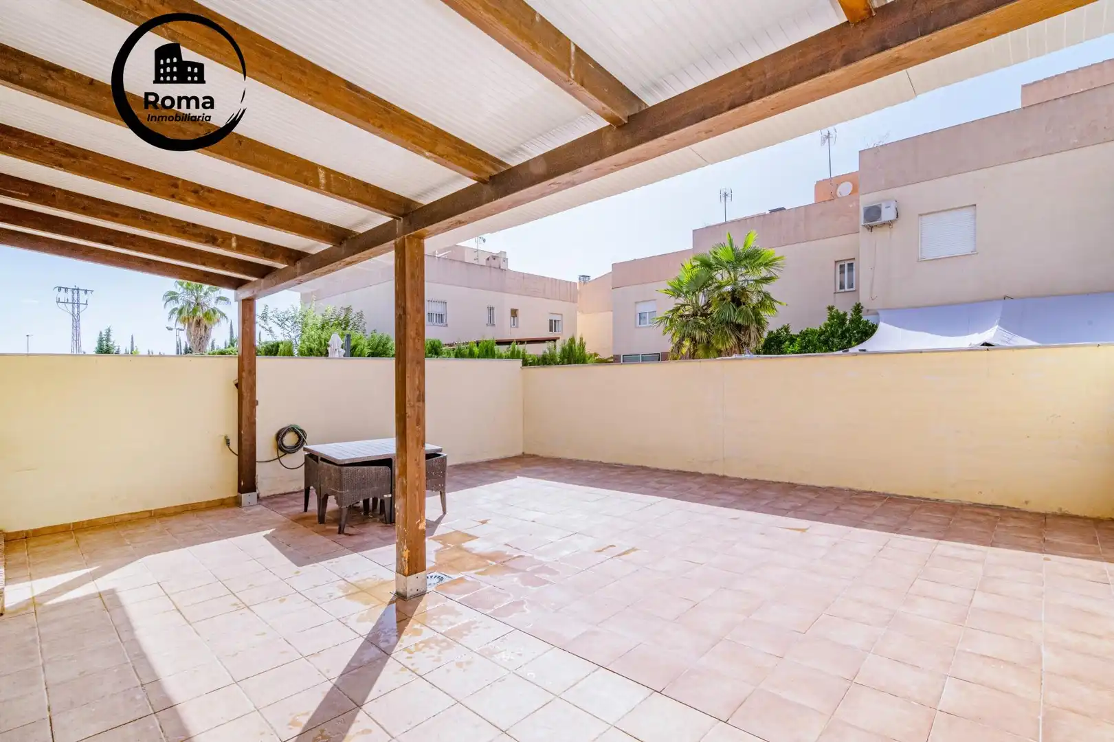 Terraza de Piso en venta en Albolote con Aire acondicionado, Calefacción y Piscina comunitaria