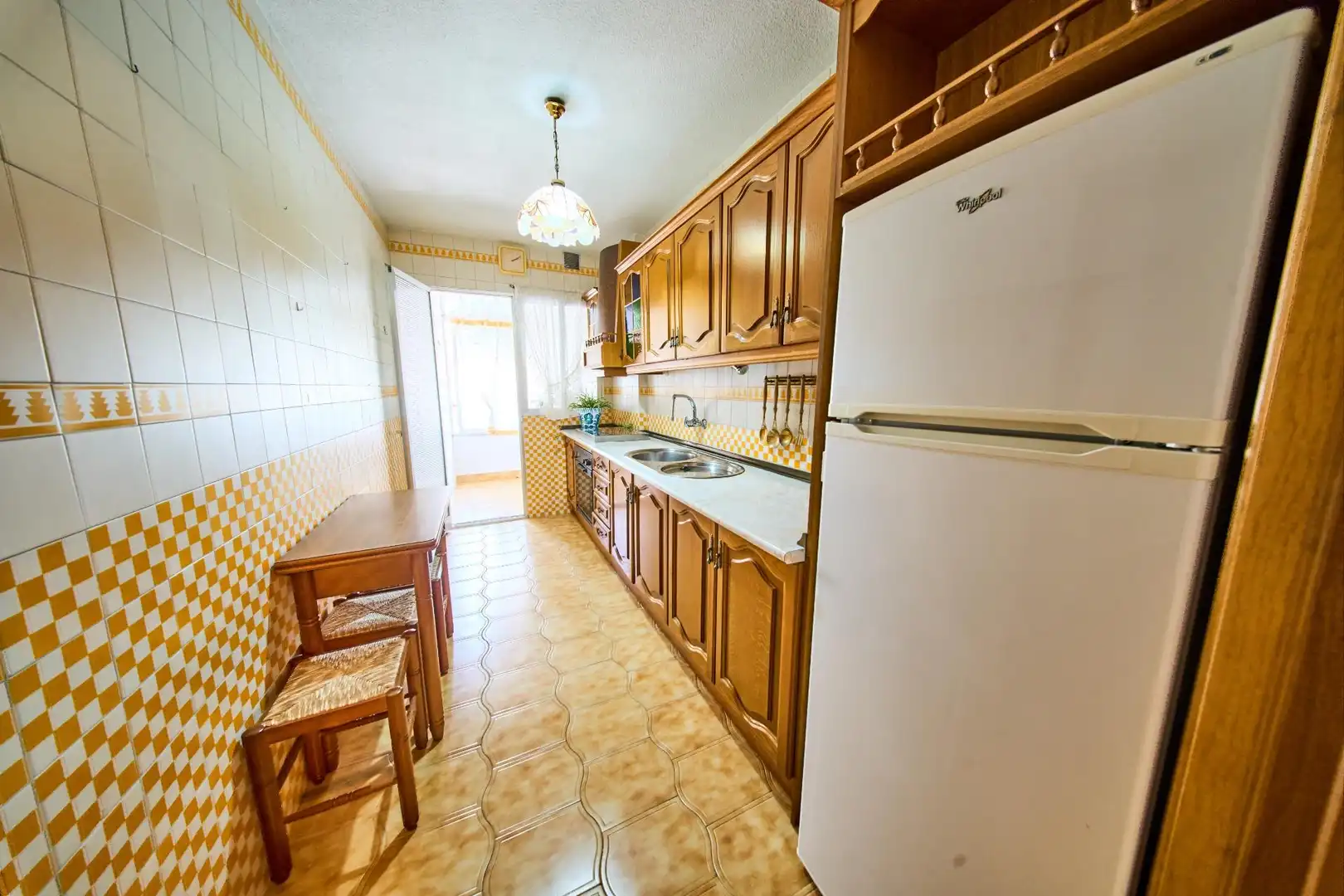 Kitchen of Flat for sale in Granada