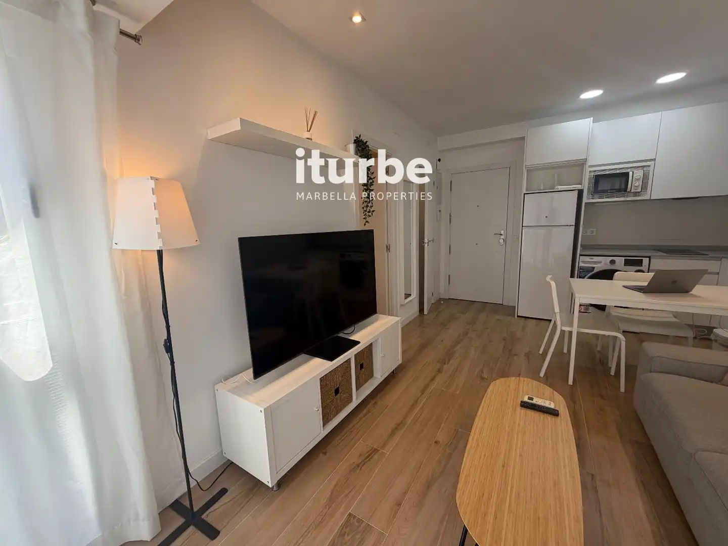 Exterior view of Flat for rent in Madrid  with Heating, Furnished and Alarm