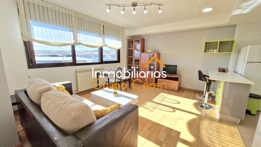 Exterior view of Apartment to rent in Santo Domingo de la Calzada  with Heating, Private garden and Swimming Pool