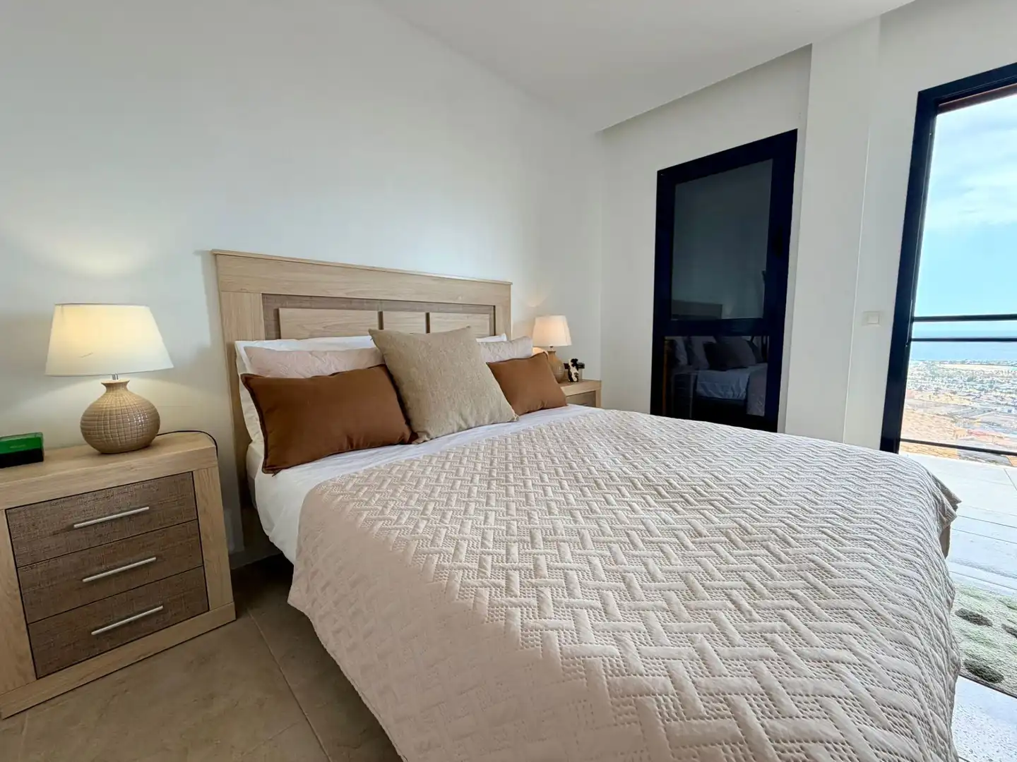 Schlafzimmer von Maisonette zum Verkauf in Antigua