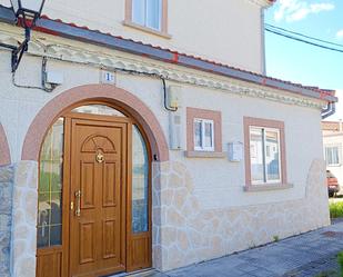 Exterior view of House or chalet for sale in Barruelo de Santullán  with Heating and Parquet flooring