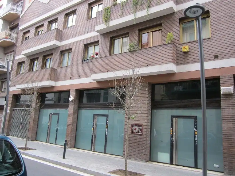 Vista exterior de Local de lloguer en Barcelona