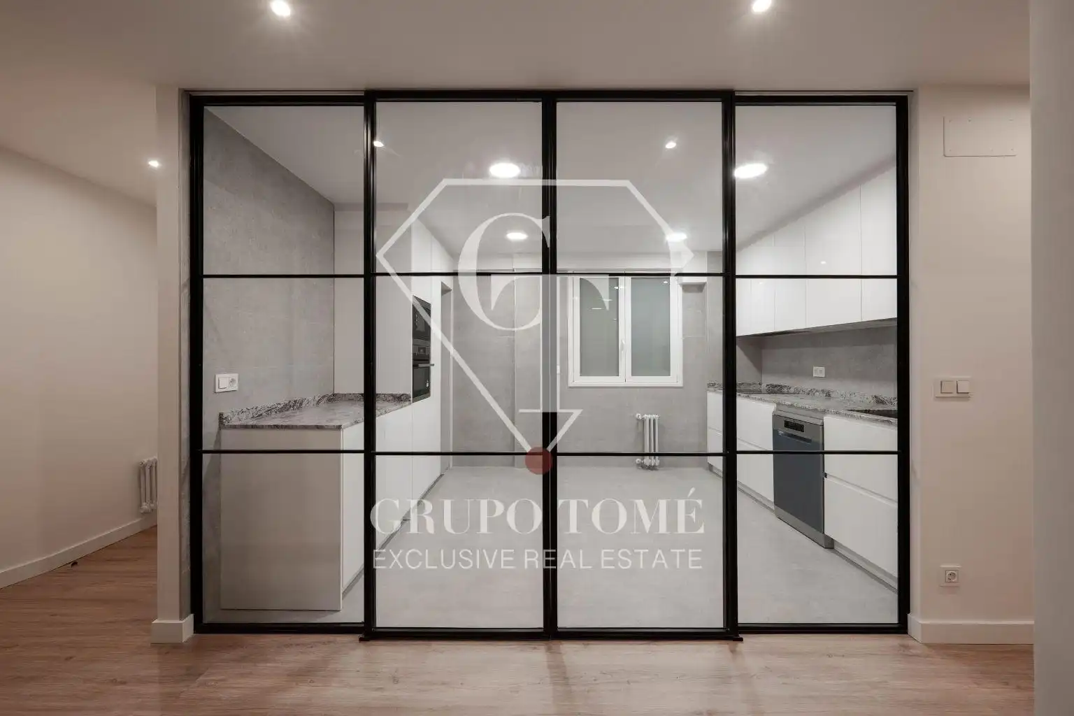 Küche von Wohnung zum Verkauf in Donostia - San Sebastián  mit Heizung und Terrasse