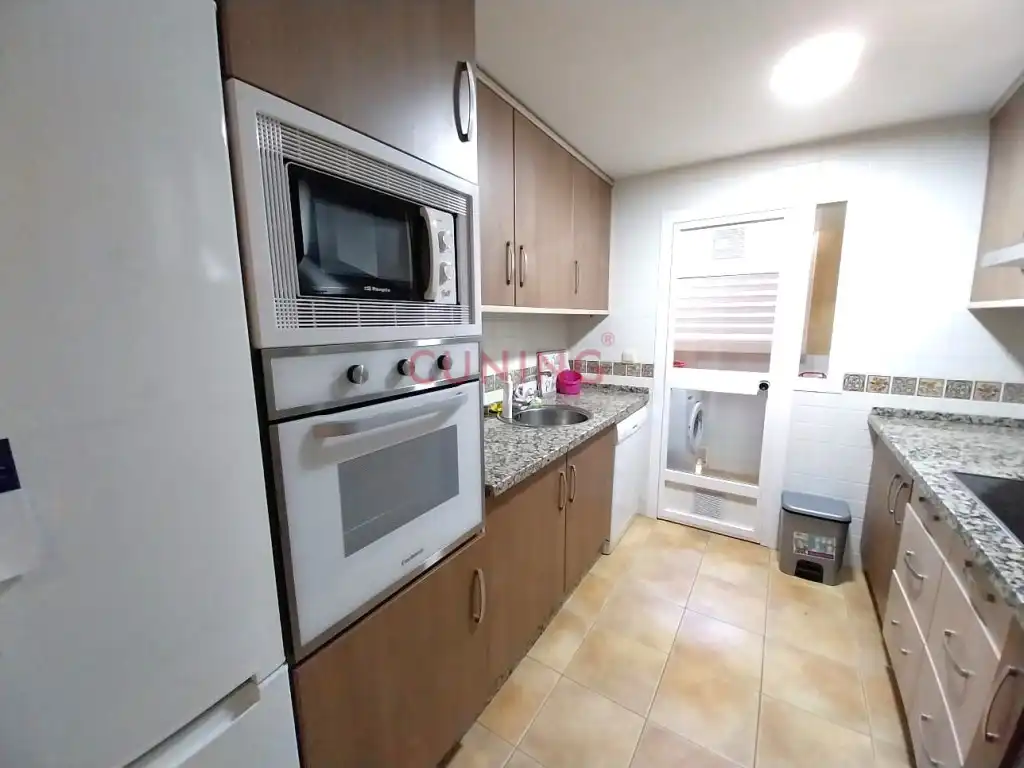 Cocina de Piso en venta en Cáceres con Aire acondicionado, Terraza y Piscina comunitaria
