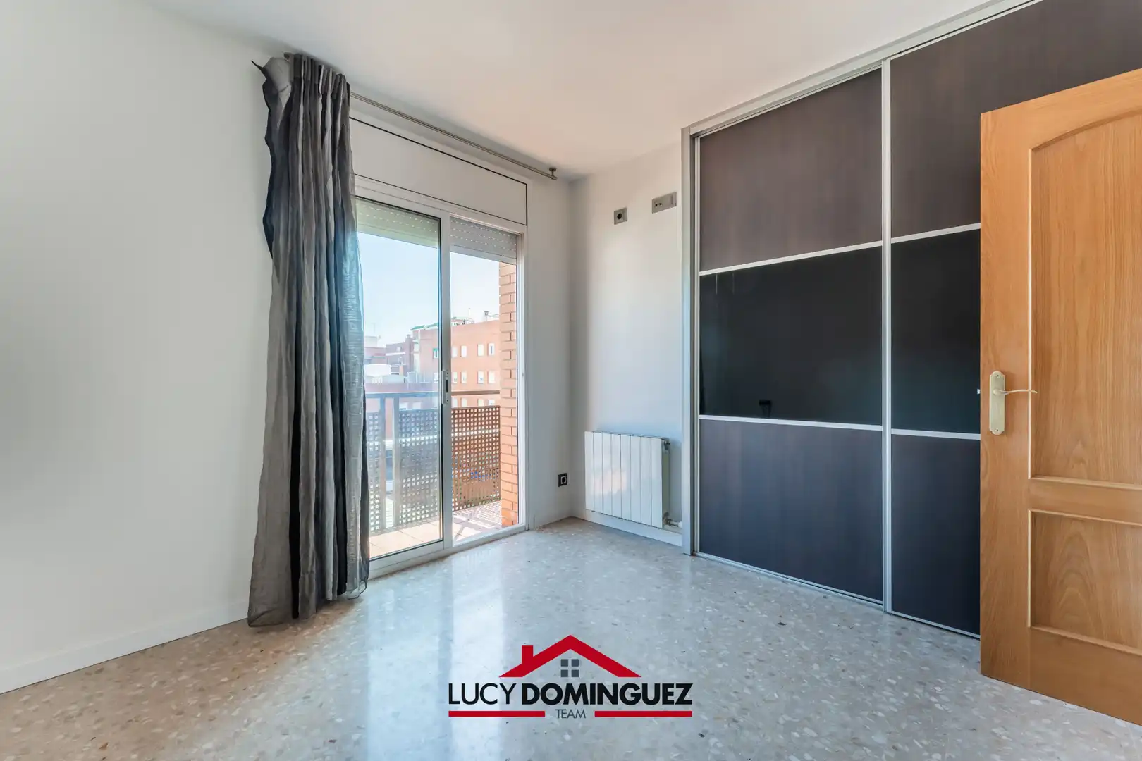 Schlafzimmer von Maisonette zum Verkauf in Mataró mit Klimaanlage, Heizung und Terrasse