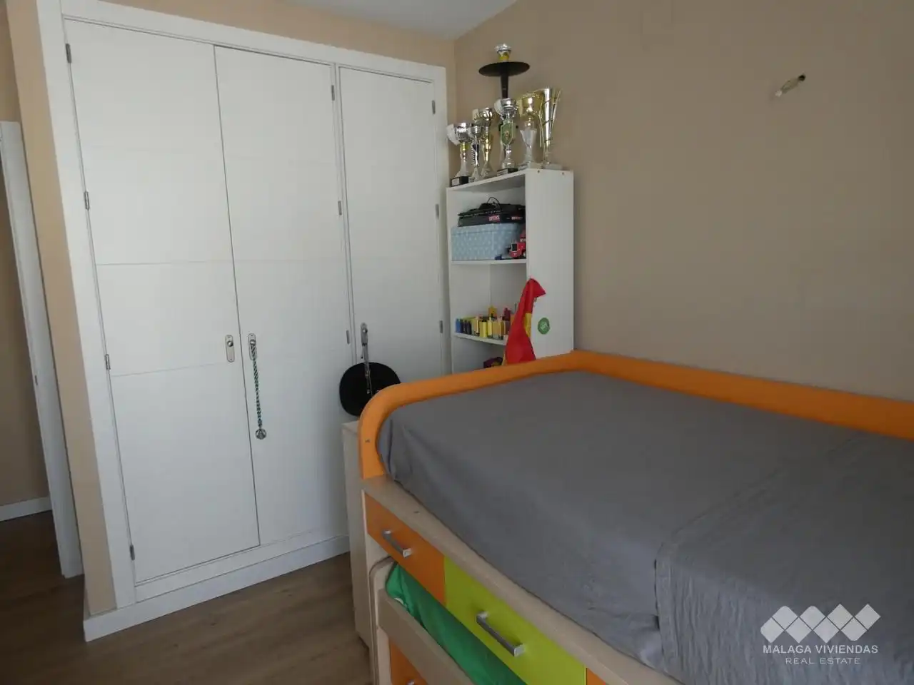 Schlafzimmer von Einfamilien-Reihenhaus zum Verkauf in Alhaurín de la Torre mit Klimaanlage, Terrasse und Abstellraum