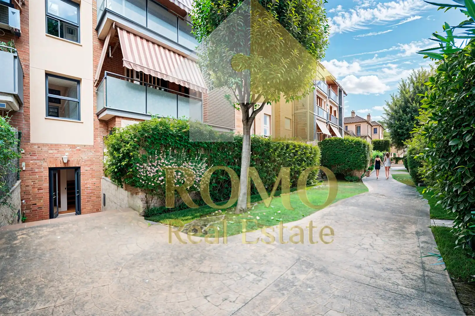 Vista exterior de Planta baja en venta en Polinyà con Aire acondicionado, Calefacción y Parquet