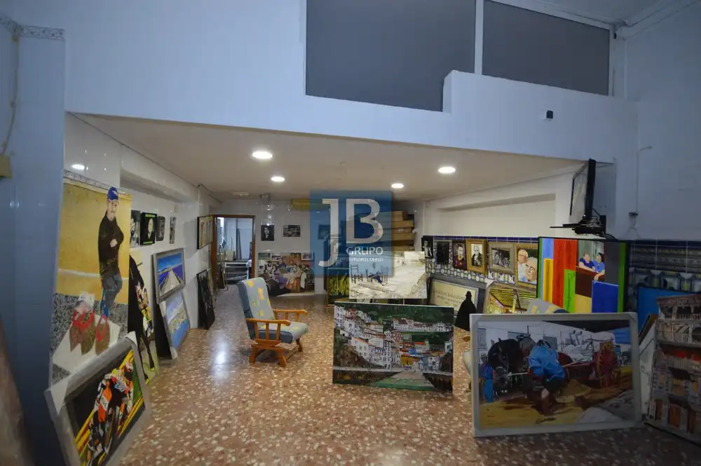 Local comercial de lloguer a Carrer Germanies