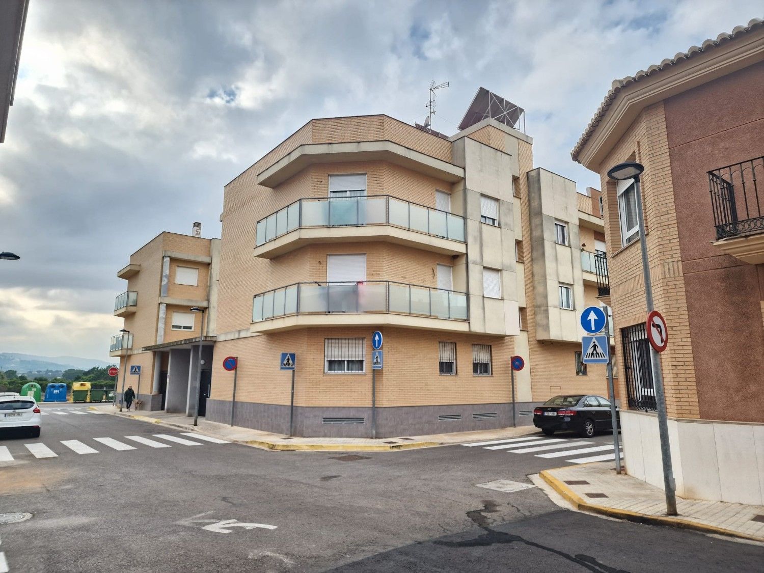 Exterior view of Flat for sale in Benicull de Xúquer  with Air Conditioner and Community pool