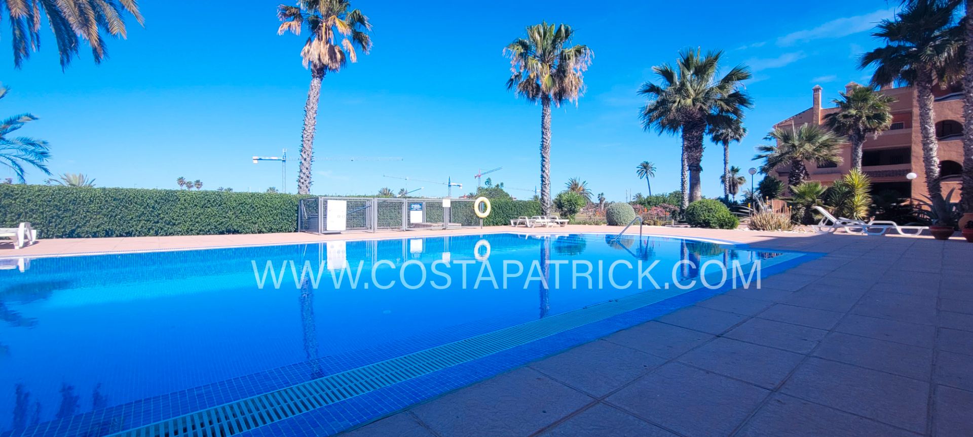 Piscina de Piso en venta en Los Alcázares con Aire acondicionado, Calefacción y Terraza