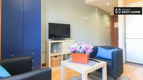 Foto 4 de Piso de alquiler en Adelfas, Madrid Capital