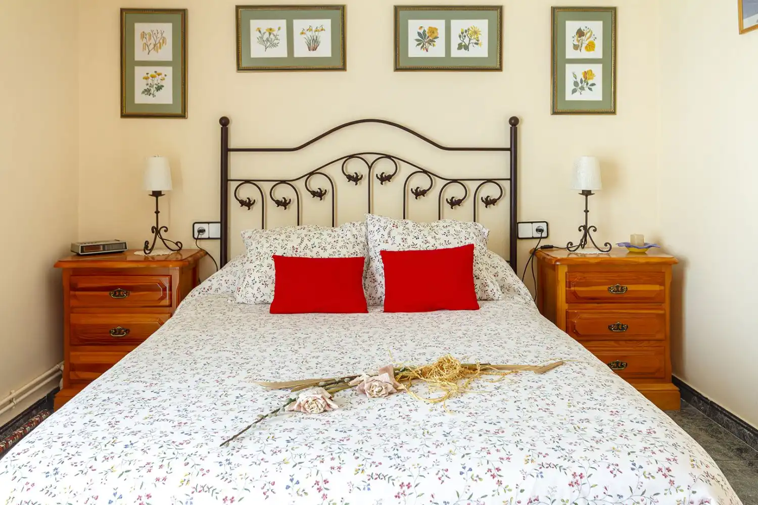 Bedroom of Houses for sale in Sant Martí Sarroca  with Air Conditioner, Heating and Terrace