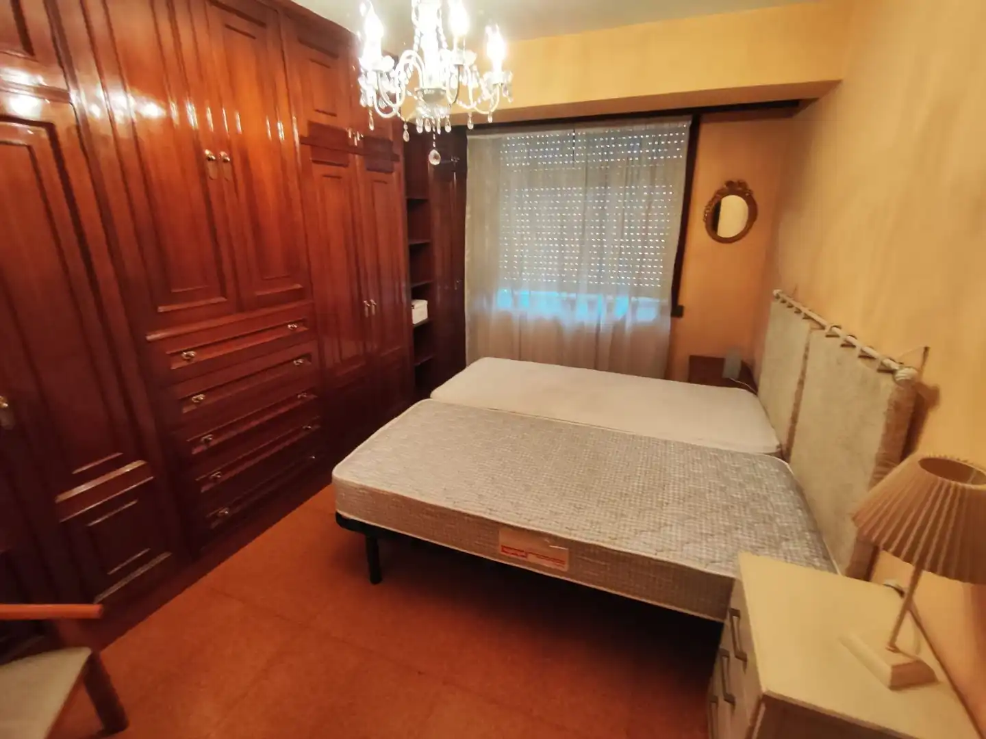 Habitación de Piso de alquiler en A Coruña Capital  con Calefacción y Amueblado