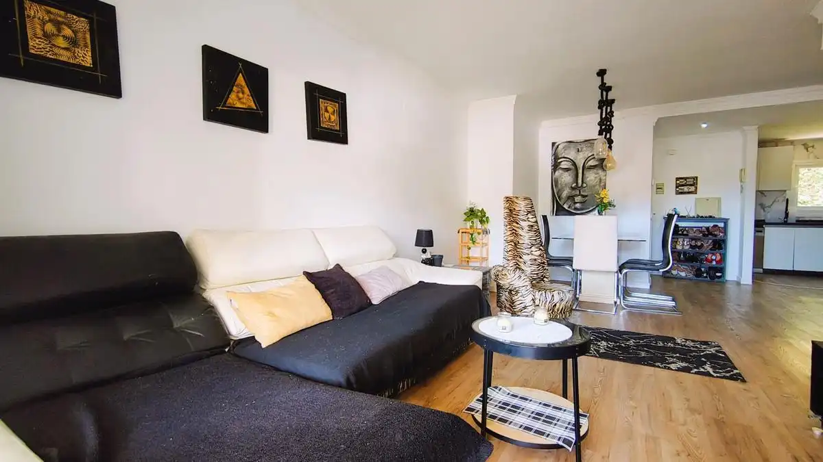 Apartamento con piscina en venta en Calle HERROJO EL 2, imagen 4