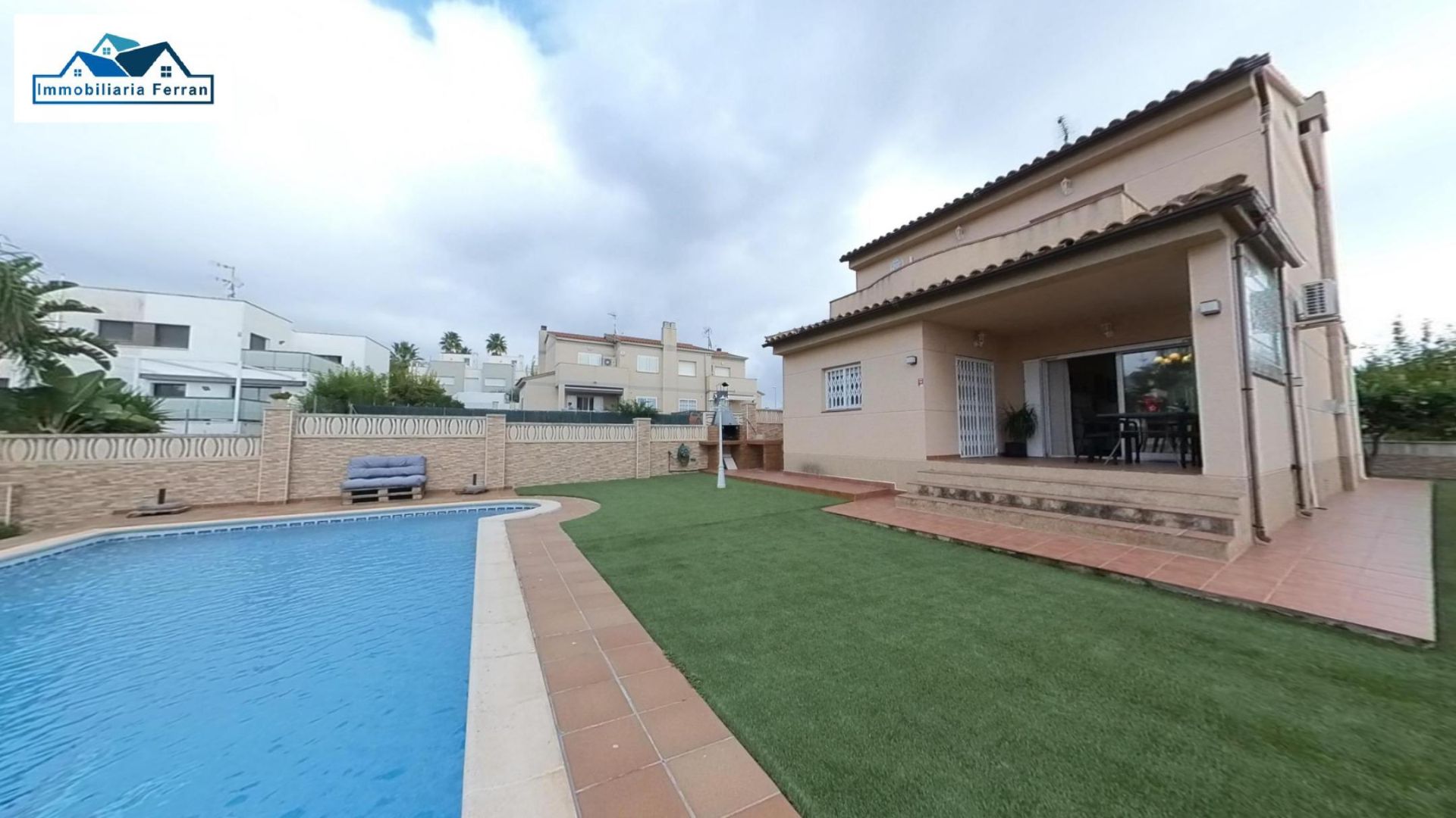 Piscina de Casa o xalet en venda en Creixell amb Aire condicionat, Calefacció i Jardí privat
