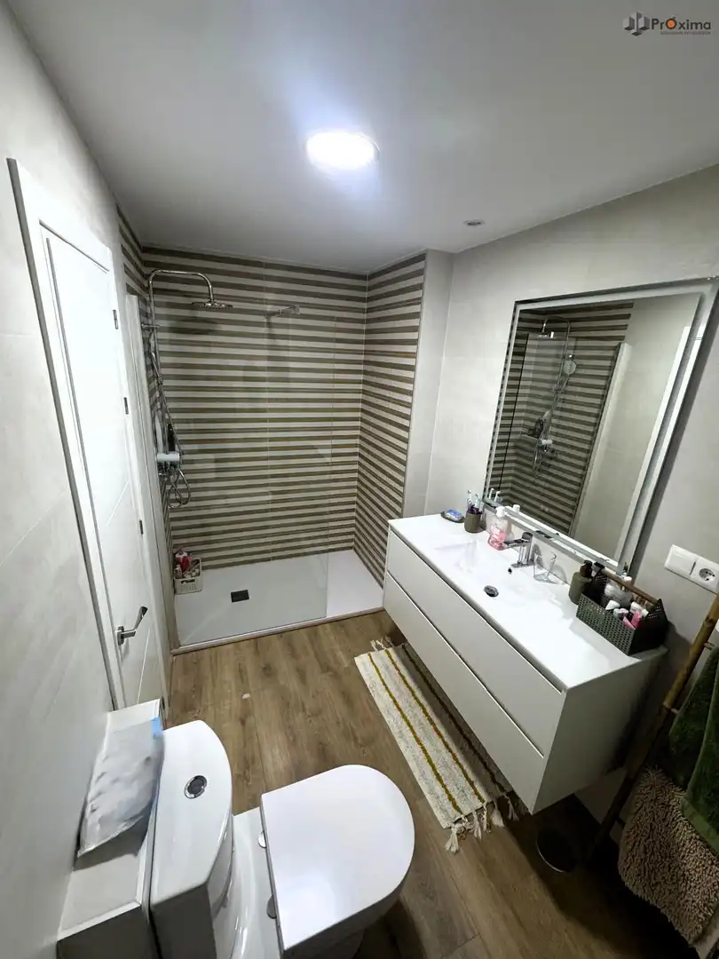 Bany de Casa o xalet en venda en Écija amb Aire condicionat, Terrassa i Traster